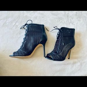NEW Sam Edelman Lace-Up Peeptoe Booties (Size 8)